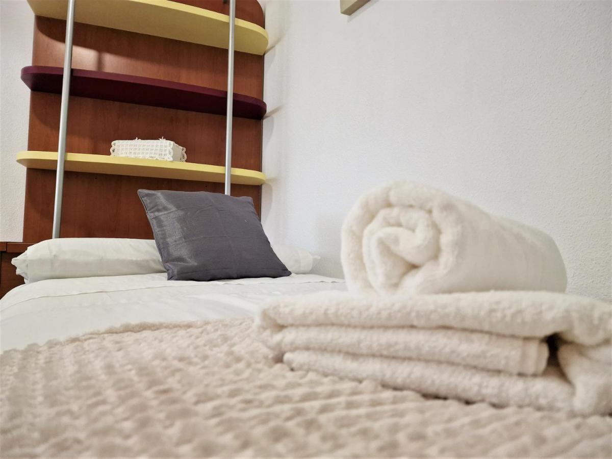 Апартаменты Ds Duplex Acera Del Rio, Parking Opcional Кордова Экстерьер фото